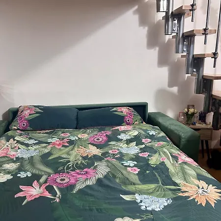 Apartman A *