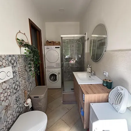 A Apartman *